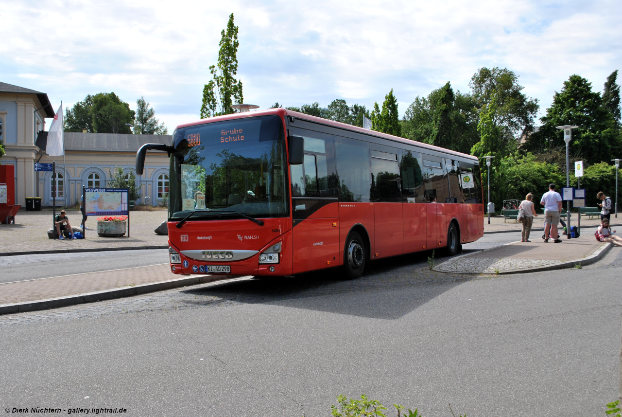 14004 (KI AD 298) Neustadt i. H., ZOB / Bahnhof