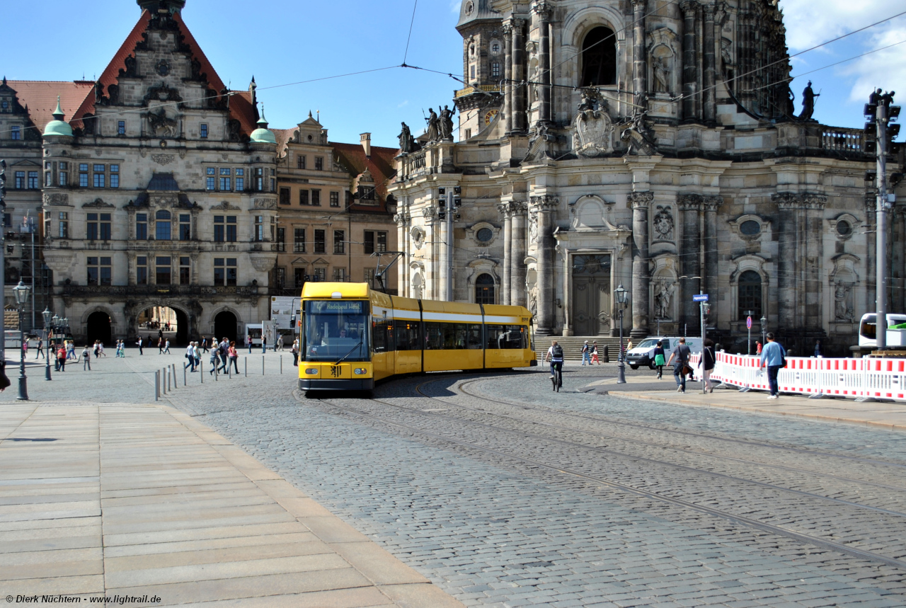 2502 · Theaterplatz -> Neustädter Markt