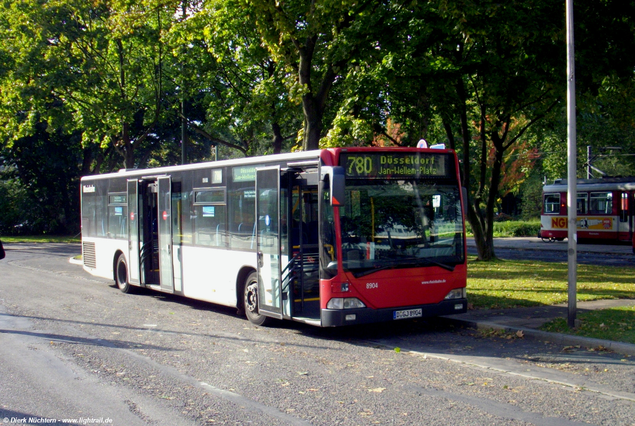 8904 (D GJ 8904) · Jan-Wellem-Platz
