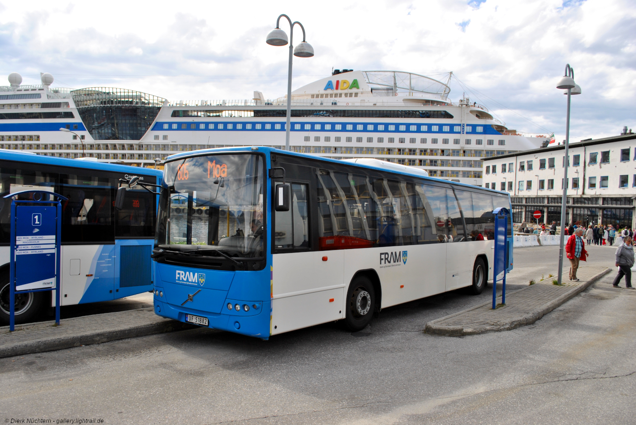 UF 51882 Ålesund rutebilstasjon