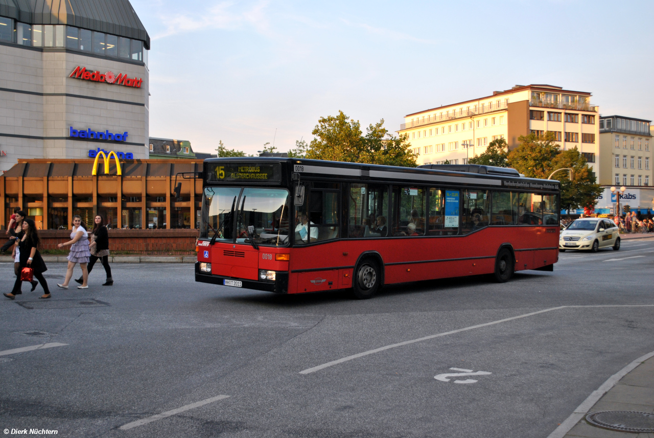 0018 (HH T 2011) · Bahnhof Altona