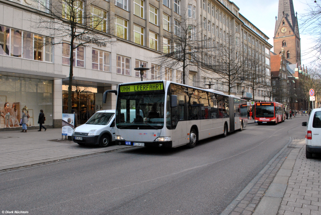 1152 (PI OX 121) · Gerhart-Hauptmann-Platz