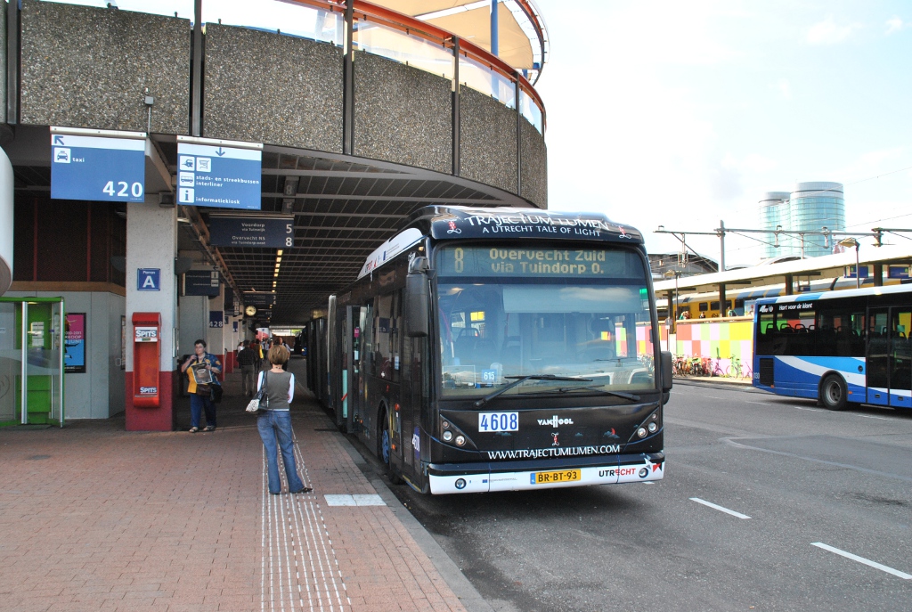4608 (BR-BT-93) Utrecht, Stadbusstation