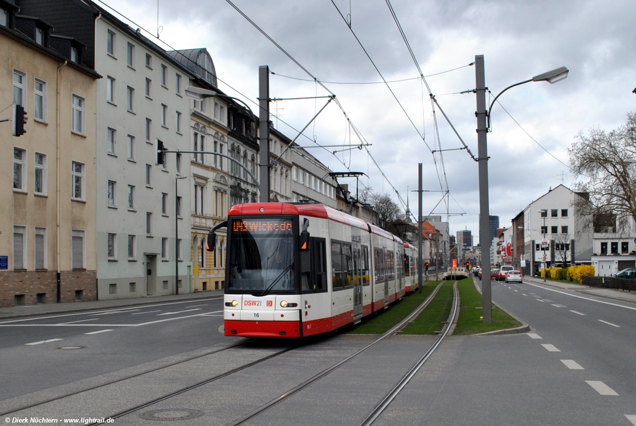 16 + 17 · Lippestraße