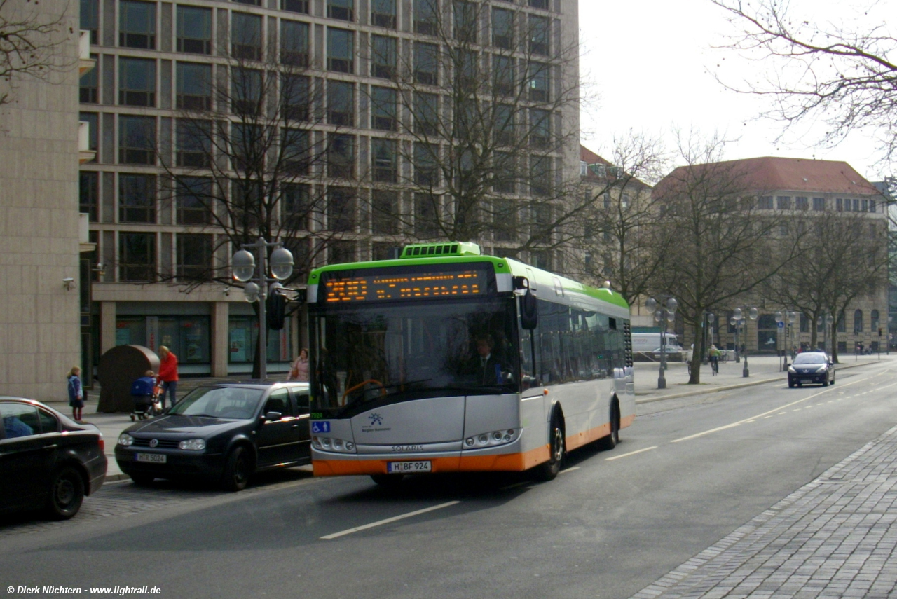7924 (H BF 924) · Aegidientorplatz