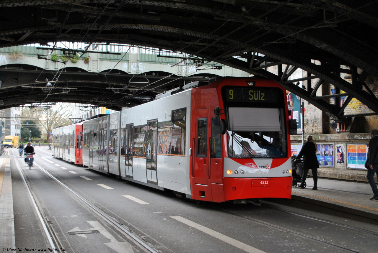 4512 · Dasselstraße / Bf. Süd