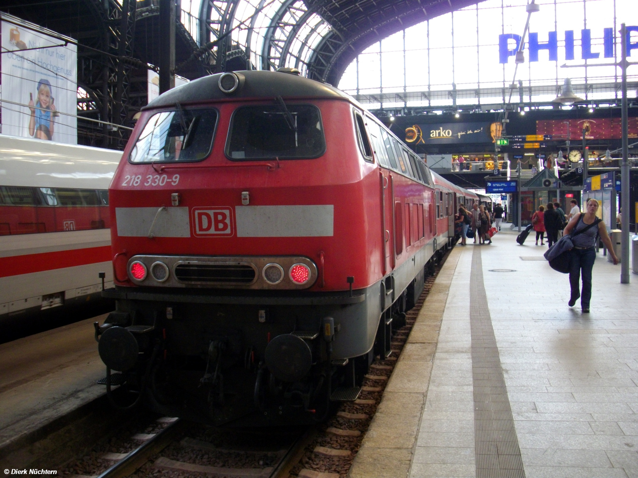 218 330-9 · Hamburg Hbf