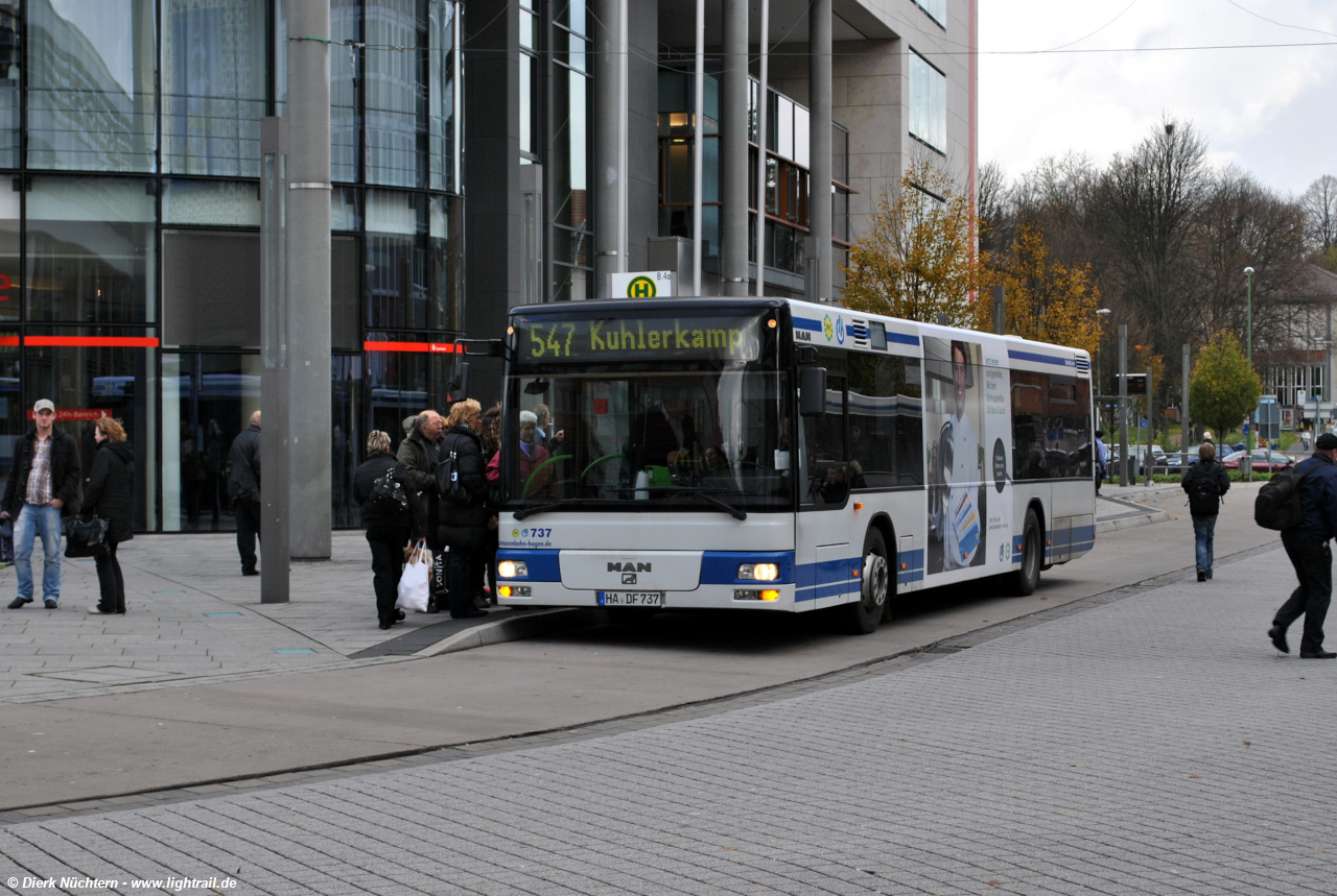 737 (HA DF 737) · Sparkassen-Karree Stadtmitte