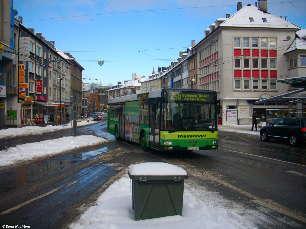 258 (GL GW 258) · Solingen, Graf-Wilhelm-Platz