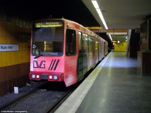 1033 · [U] Mülheim an der Ruhr Hbf