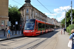 7516 · Safárikovo nám.