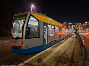 923 · Hauptbahnhof / Wintergartenstr.