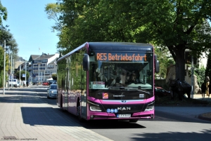 866 (B EX 8660) · Andernach, Konrad-Adenauer-Allee