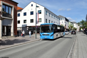 40601 (VH 64535) in der Storgata in Molde