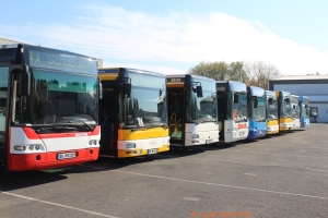 Mehrere Busse von M.A.N und Neoplan bei den Omnibusbetriebe Martin Hangebruch