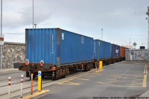 Güterwagen im Hafen