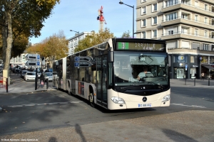 223 (EZ 888 HQ) · Hôtel de Ville